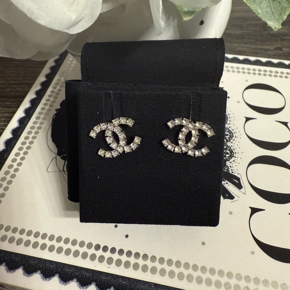 CHANEL Classic Large Crystal CC Earrings